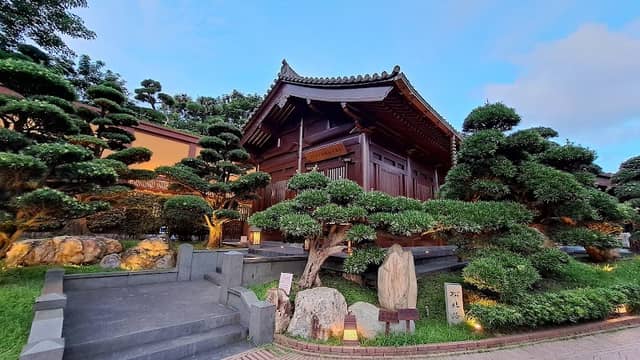Nan Lian Garden - Image 2