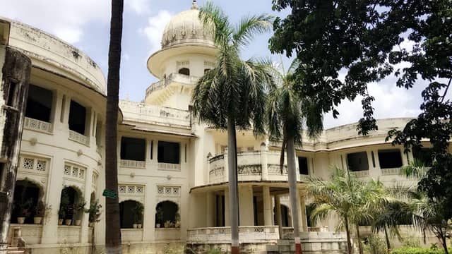 Indrajit-Padmini Mahal (Vadia Palace) - Image 2