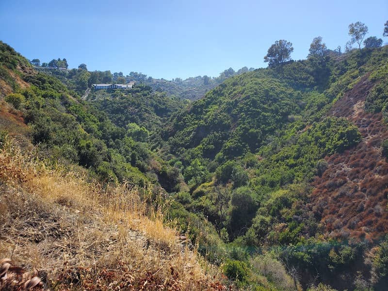 Martingale Trailhead Park - Image 1