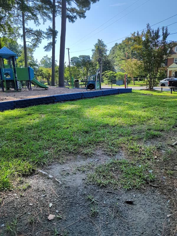 Lakeside Park - Image 2