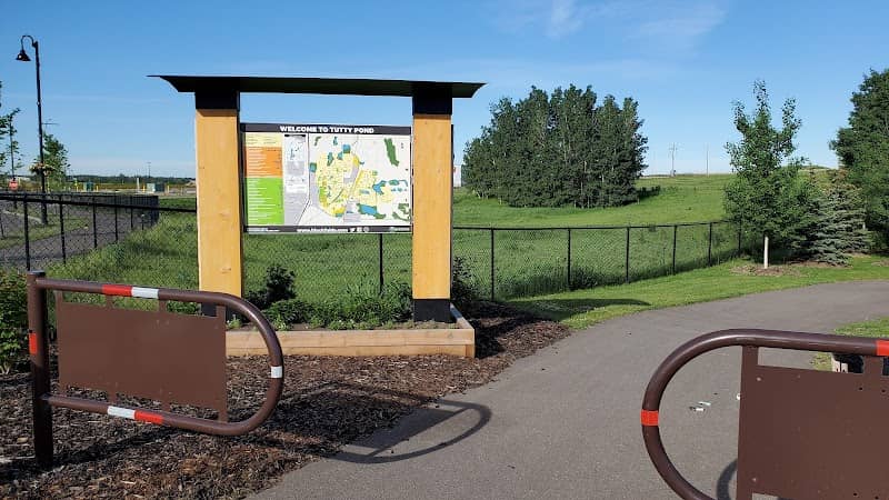 Tutty Pond Park - Image 1