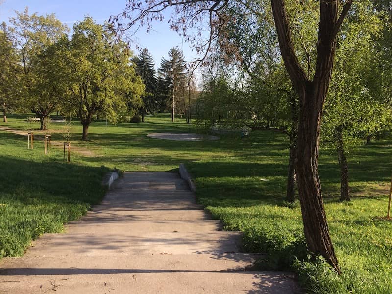 Mestsky park - Image 1