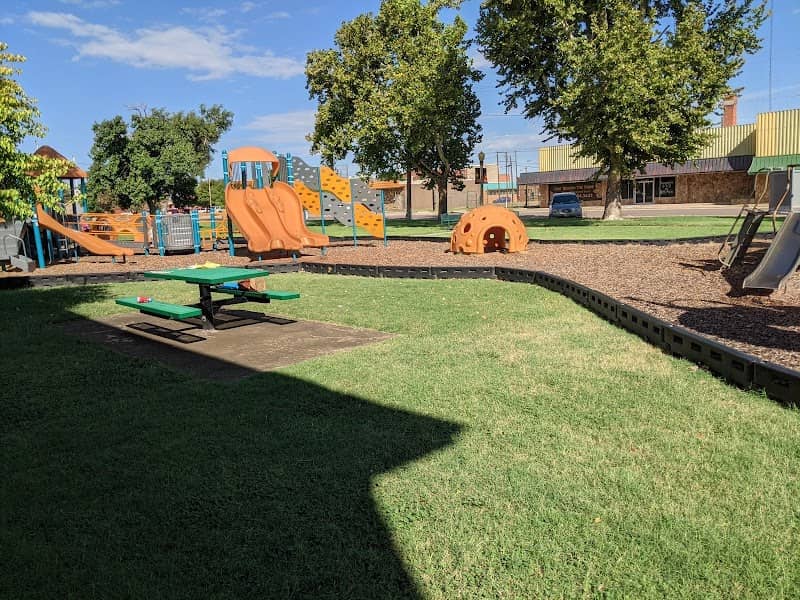 Centennial Park - Image 1