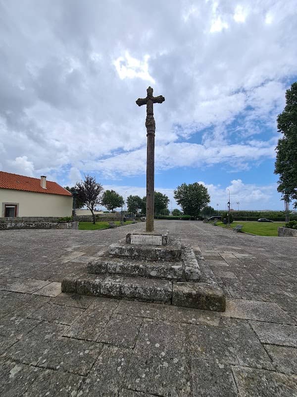 Cruzeiro de Azurara - Image 1