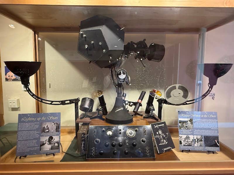 Sanford Museum & Planetarium - Image 2