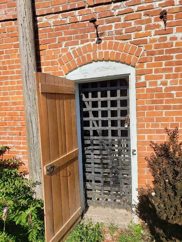 Harvard Jail - Image 2