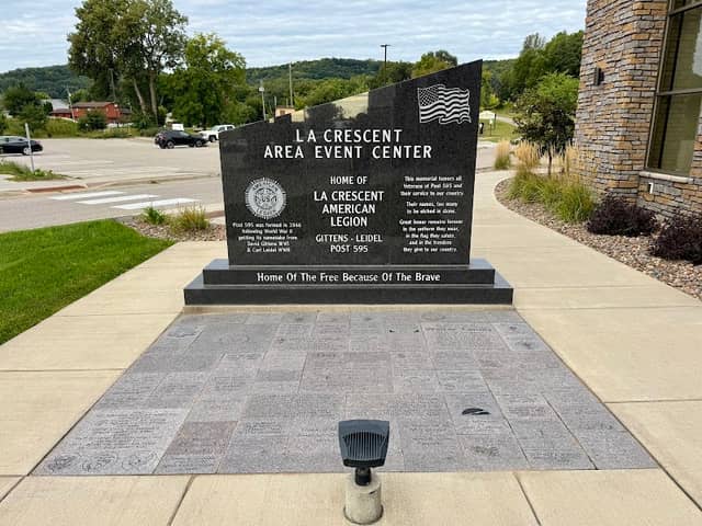 Veteran's Park - Image 3