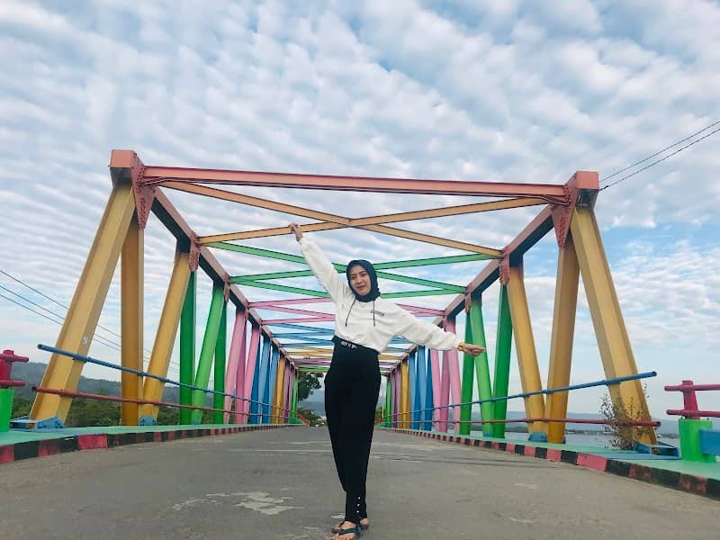 Pantai Mandra Kolaka - Image 1