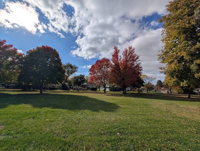Overland Hills Park - Image 1