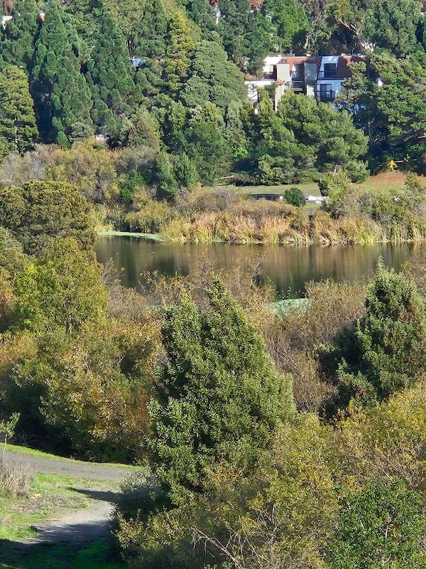 Hilltop Lake Park - Image 2