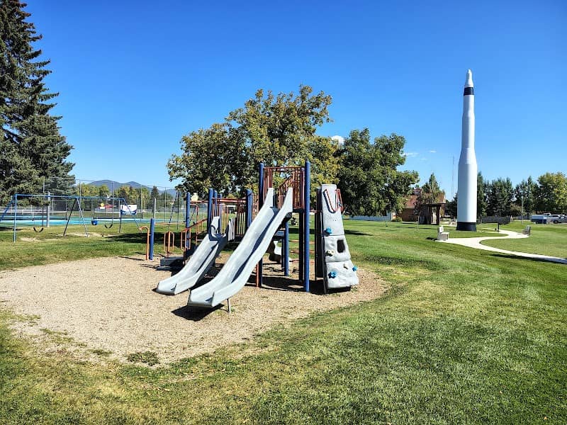 Symmes Park - Image 1