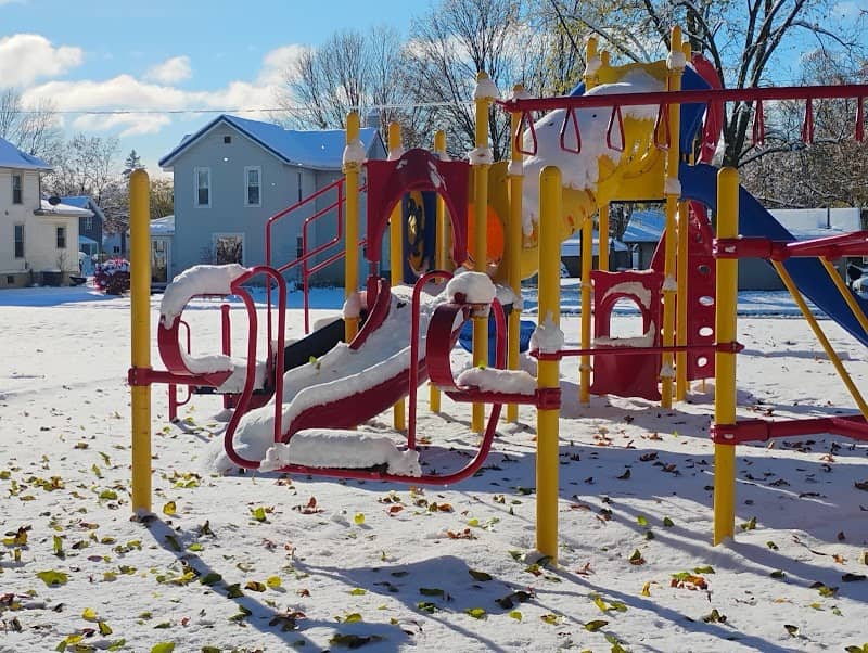 West Side Park - Image 1