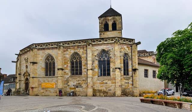 Church of Notre-Dame in Montluçon - Image 1