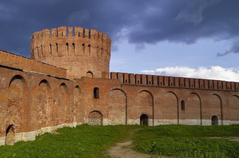 Oryol Tower - Image 1