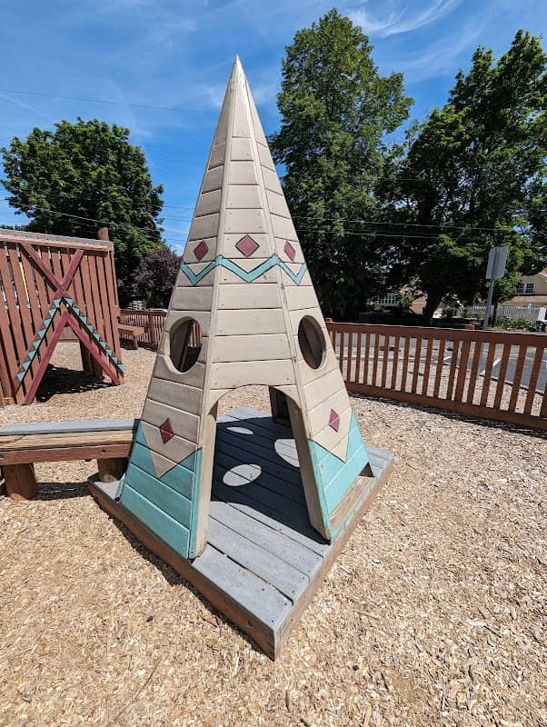 Pioneer Park - Image 2