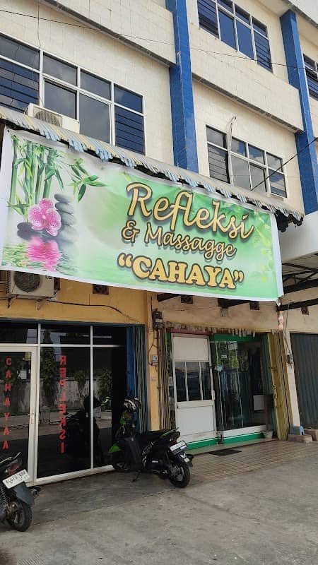 Refleksi cahaya - Image 1