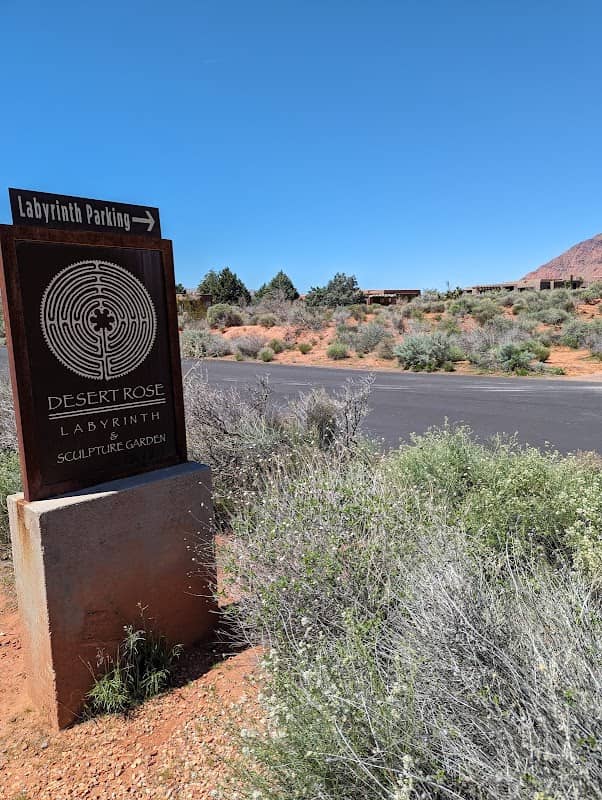 Kayenta Desert Rose Labyrinth - Image 2