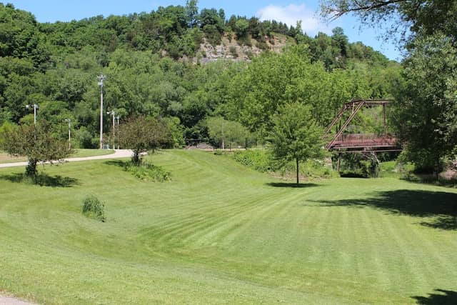 Gateway Park - Image 1