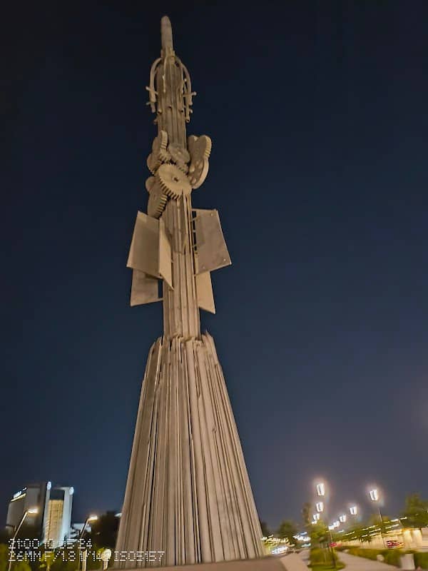 Iron Square model - مجسم ميدان الحديد - Image 2