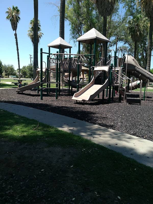 Veterans Memorial Park - Image 1
