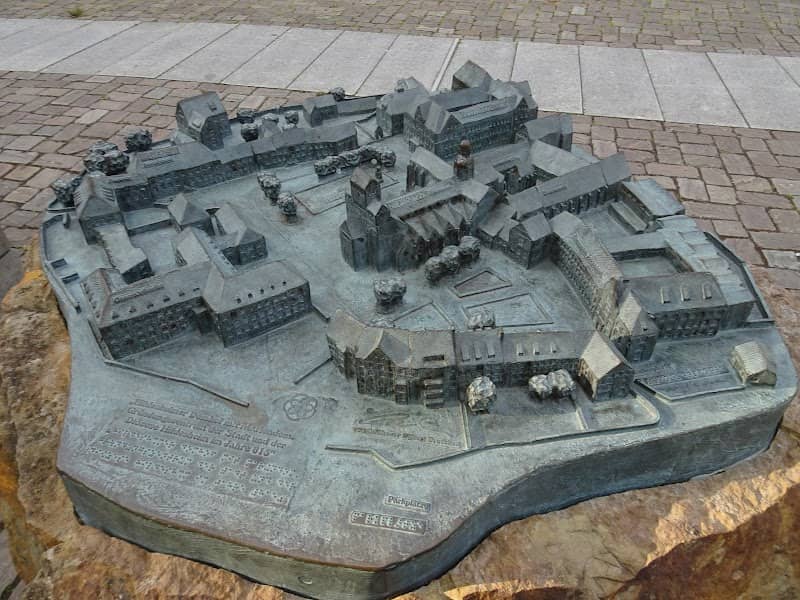 Modell des Domhofes - Image 2