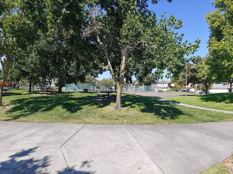 Rainbow Park - Image 3