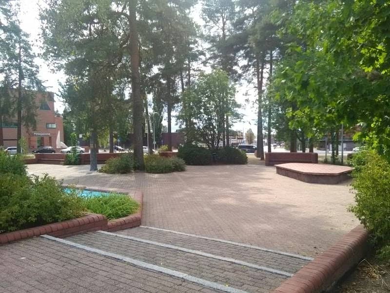 Linnanpuisto - Image 1