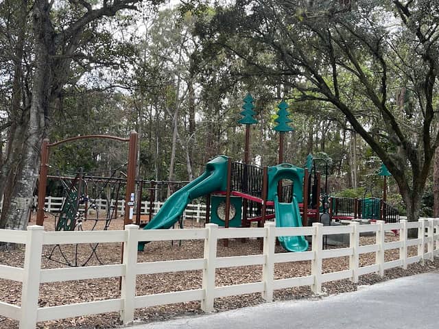 Hampton Pines Park - Image 2