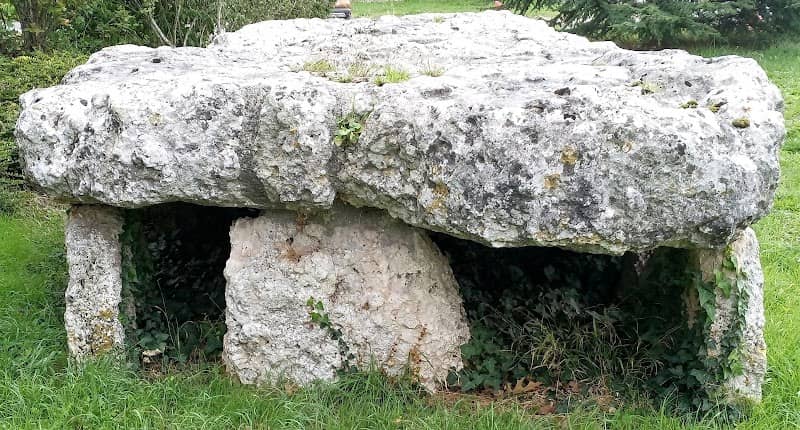 Dolmen de Séchebec - Image 1