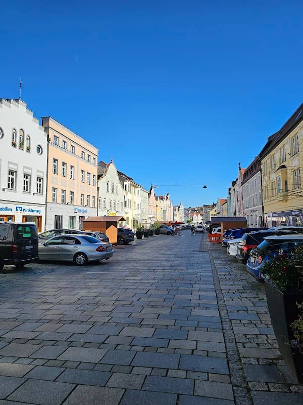 Stadtplatz mit Stadttor - Image 2