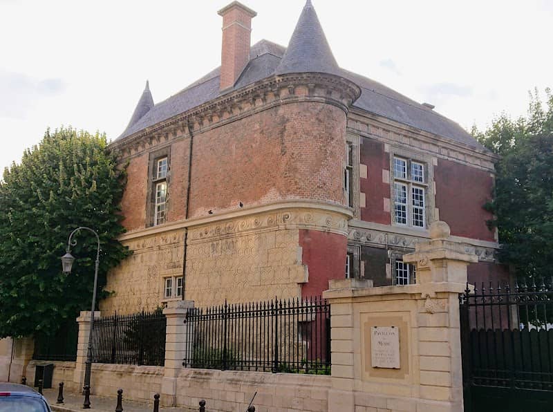 Pavillon de Muire - Image 1