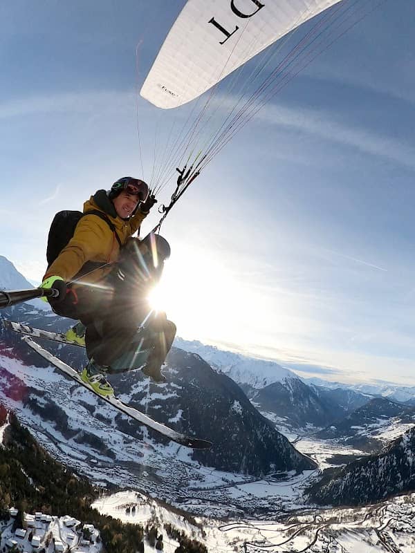 Tandem paragliding flight Verbier - Fly-Xperience - Image 3