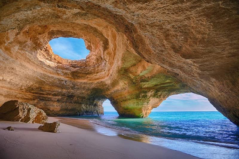 Benagil Tours from Ferragudo by CarvoeiroCaves - Image 1