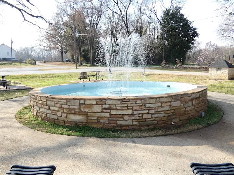 Banks County Veterans Memorial Park - Image 2