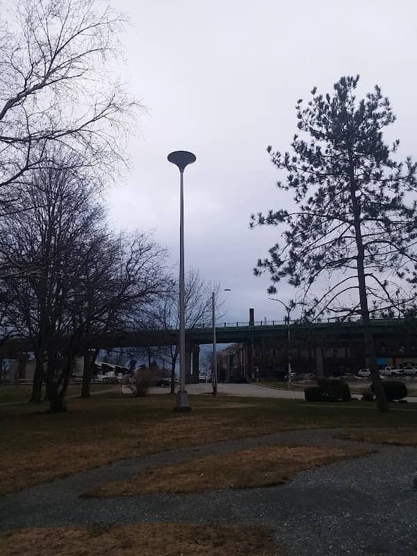 Gomez Park - Image 2