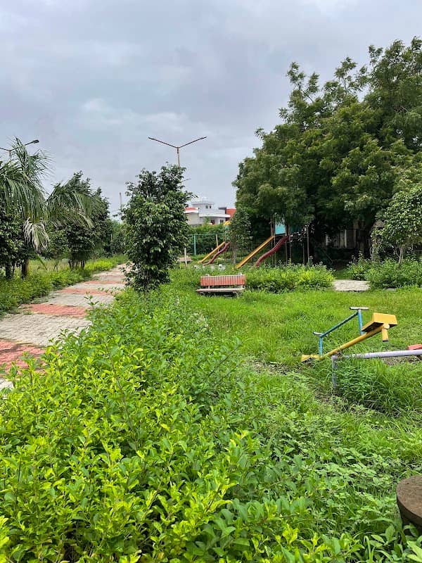 Shreepark Garden - Image 1