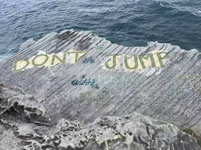 Don't Jump Rock - Image 1