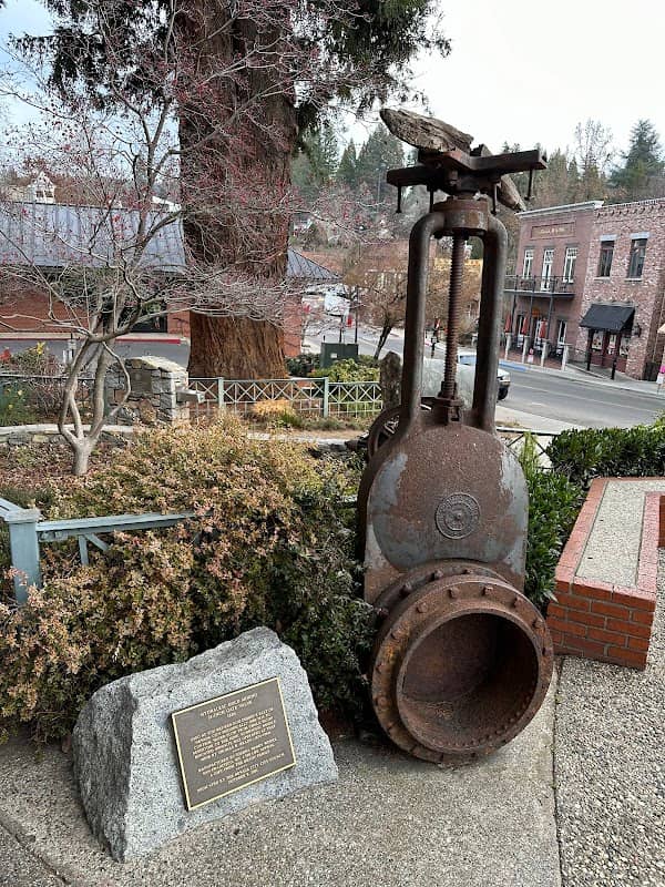Calanan Park - Image 2
