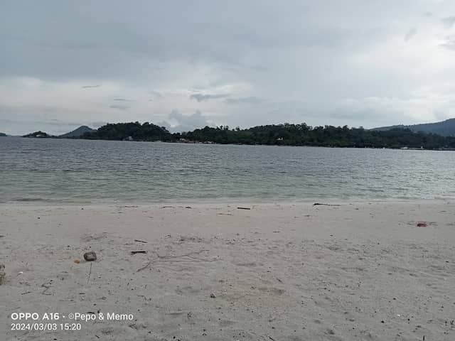 Pantai Mutun (MS Town Beach) - Image 1