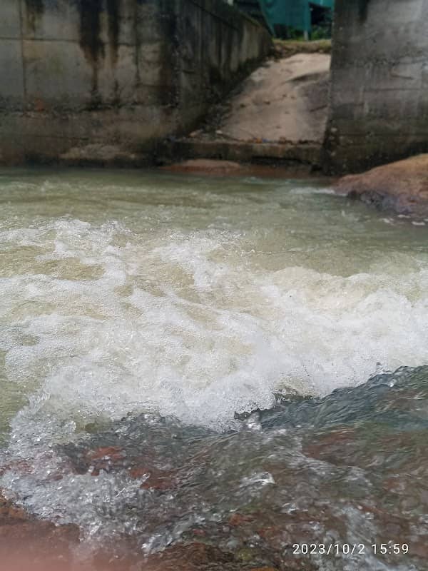 Waterfalls , Aruvikkamoola , karippoor - Image 2