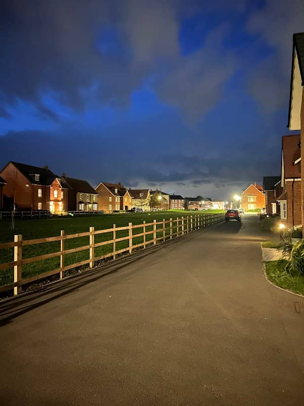 Great Denham Village Green - Image 1