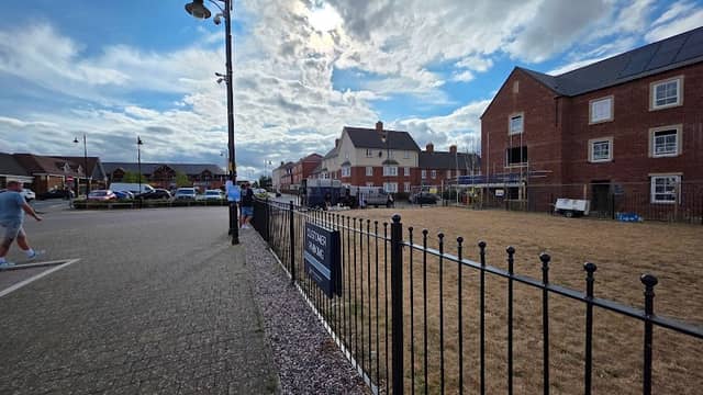 Great Denham Village Green - Image 2