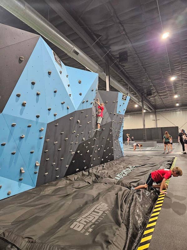 Sawmill Adventure Park - Trampoline Park & Mini Golf - Image 2