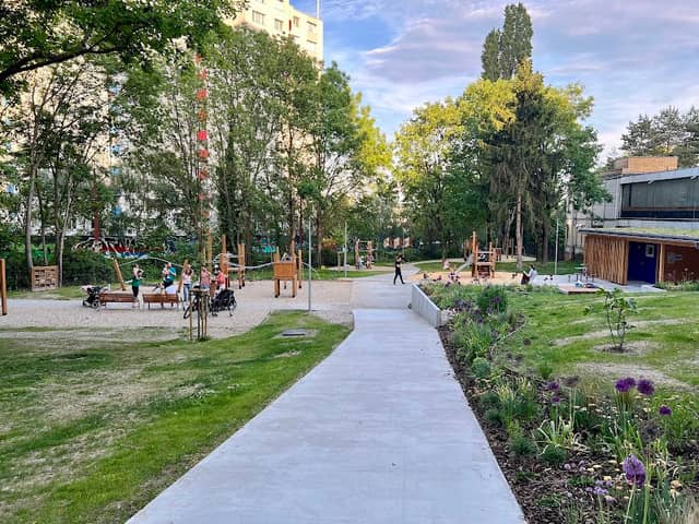 Park Strelkova - Image 2
