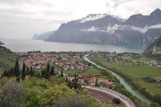 City & Lake - Image 1