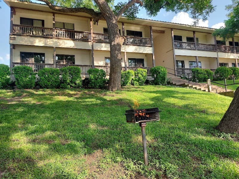 Heart of Texas Lake Resort - Image 2