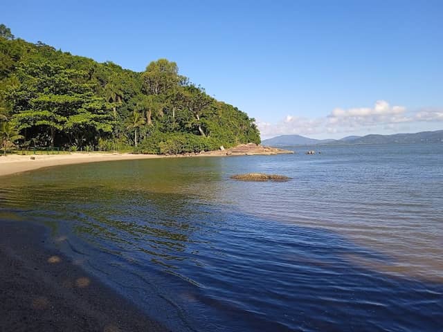 Praia do Cachorro Louco - Image 1