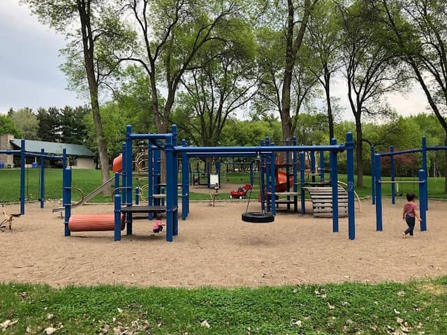 Spooner Park - Image 1