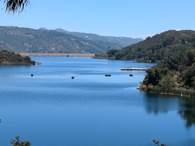 Lake Dixon Park - Image 1