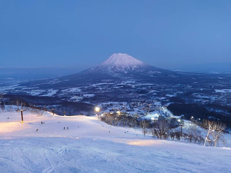 Niseko Tokyu Grand Hirafu - Image 1